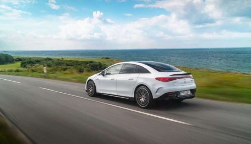 Traseira do carro elétrico Mercedes-Benz EQE / Mercedes-Benz/Divulgação