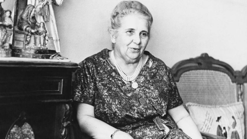 A médica e pedagoga Carlota Pereira de Queiroz tornou-se, na década de 1930, a primeira deputada federal eleita na história do Brasil / Estadão Conteúdo (9/12/1963)