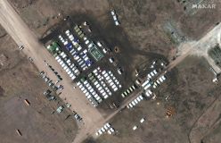 Imagens de satélite comerciais publicadas por uma empresa privada dos EUA mostraram novos destacamentos militares russos em vários locais perto da Ucrânia