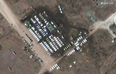 Imagens de satélite comerciais publicadas por uma empresa privada dos EUA mostraram novos destacamentos militares russos em vários locais perto da Ucrânia