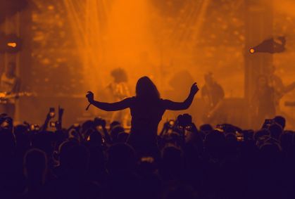 Por que os jovens estão ouvindo músicas de 40 anos atrás?