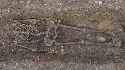 Arqueólogos ingleses descobriram cerca de 40 esqueletos decapitados do período romano
