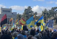 Manifestantes se reúnem em Madrid contra ataque russo à Ucrânia