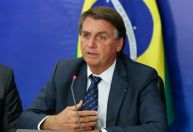 Subsídio a combustíveis é excepcional, e Guedes vai decidir, diz Bolsonaro