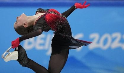 Entenda por que patinadores artísticos não ficam tontos durante competições