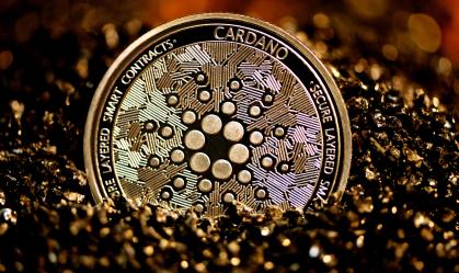 Trump nomeia criptomoedas como reserva estratégica; preços disparam
