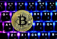 Regulamentação do mercado de criptomoedas deve trazer segurança, dizem analistas
