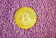 Estudo prevê bitcoin a US$ 94 mil neste ano; especialistas divergem sobre prazo