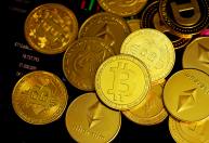 Setor de criptomoedas vive caos enquanto FTX pede falência; entenda