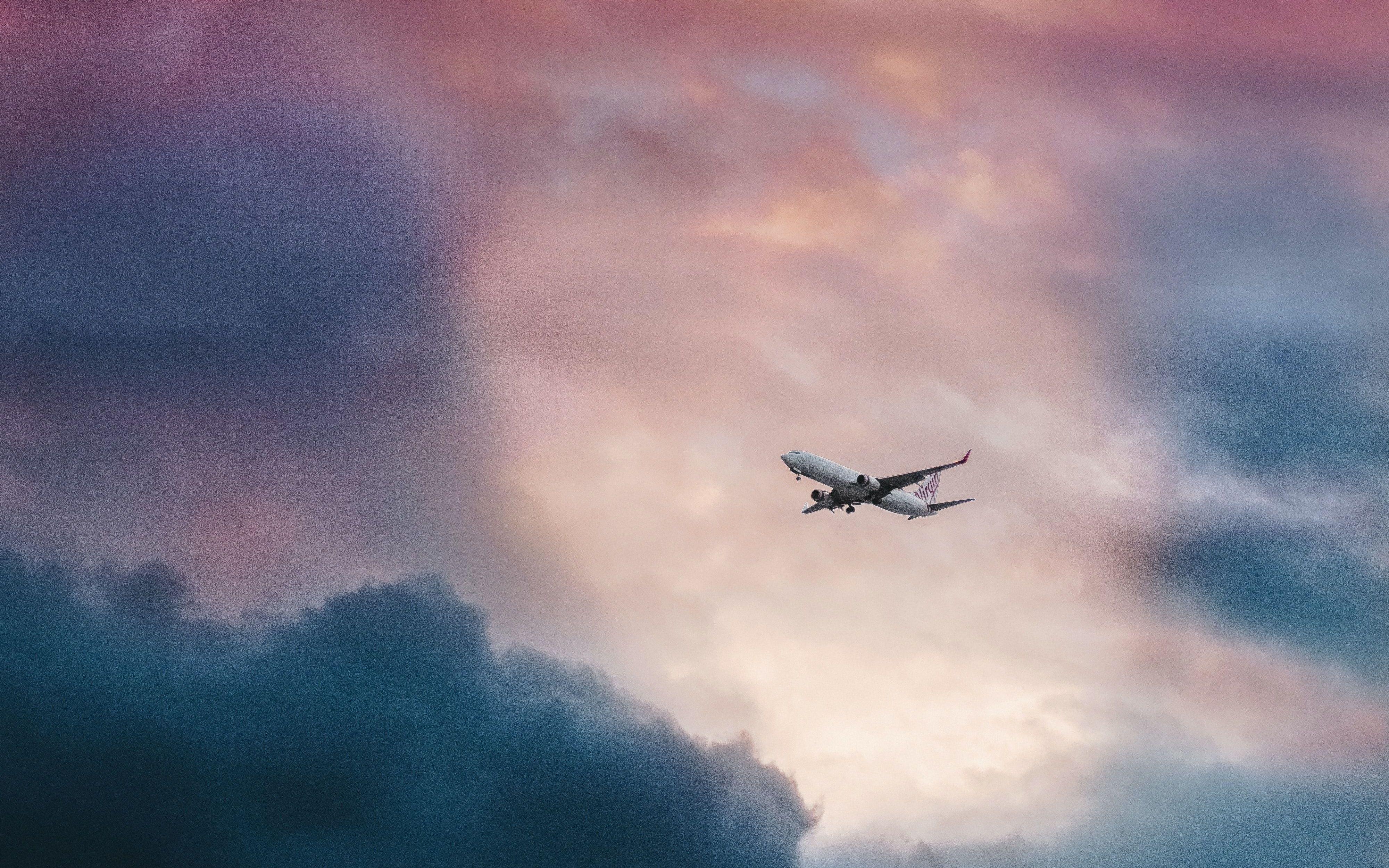 leio-mclaren-FwdZYz0yc9g-unsplash