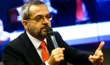Esposa do ex-ministro Abraham Weintraub é demitida da Unifesp
