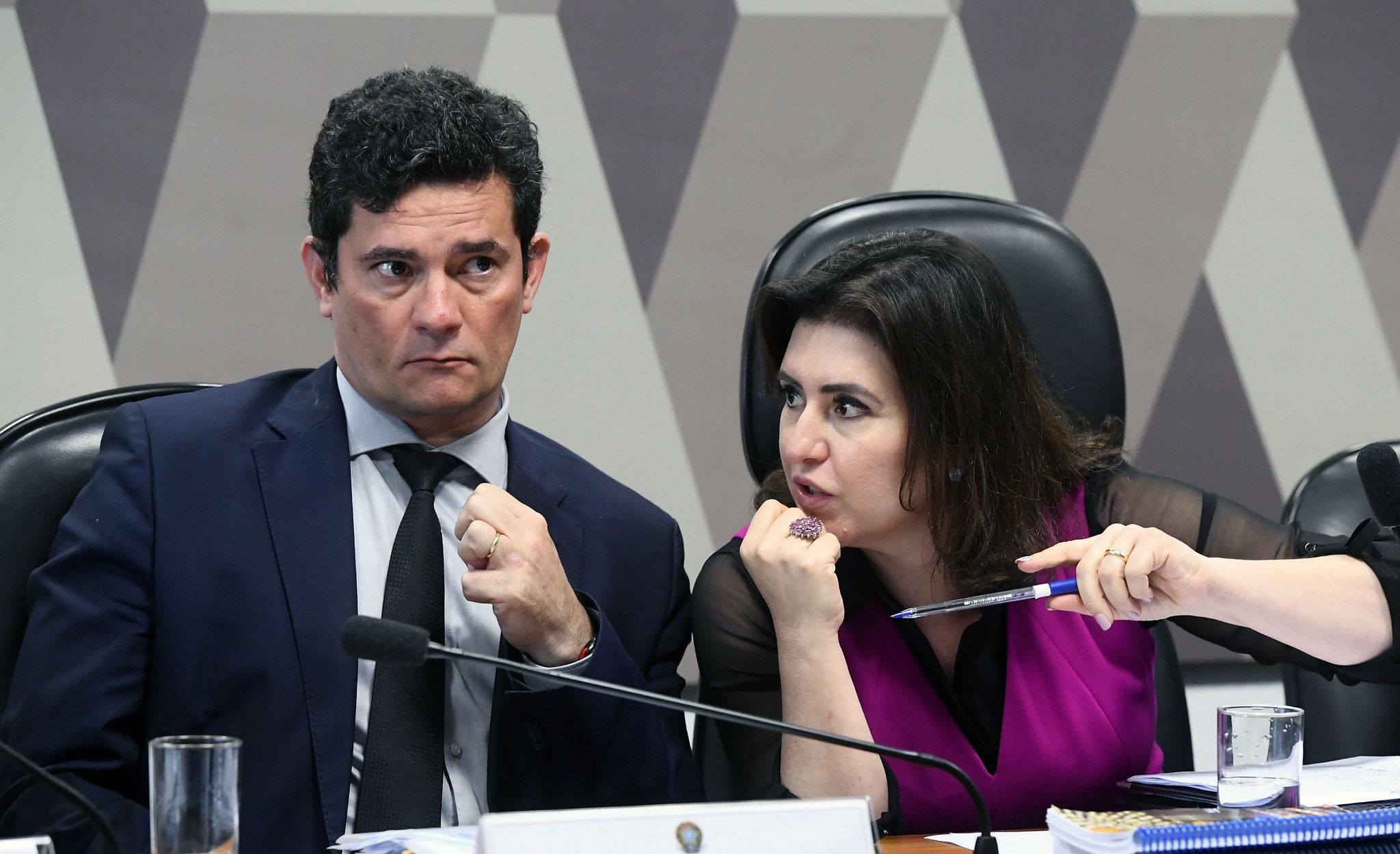 Sergio Moro e Simone Tebet durante audiência na CCJ do Senado