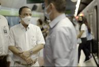 CNN Sinais Vitais mostra como socorrer uma parada cardíaca na terra e no ar