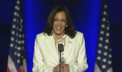 'Sou 1ª mulher aqui, não serei a última': Leia o discurso de Kamala Harris
