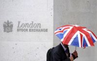 Índice FTSE 100 do Reino Unido fecha perto de máxima histórica