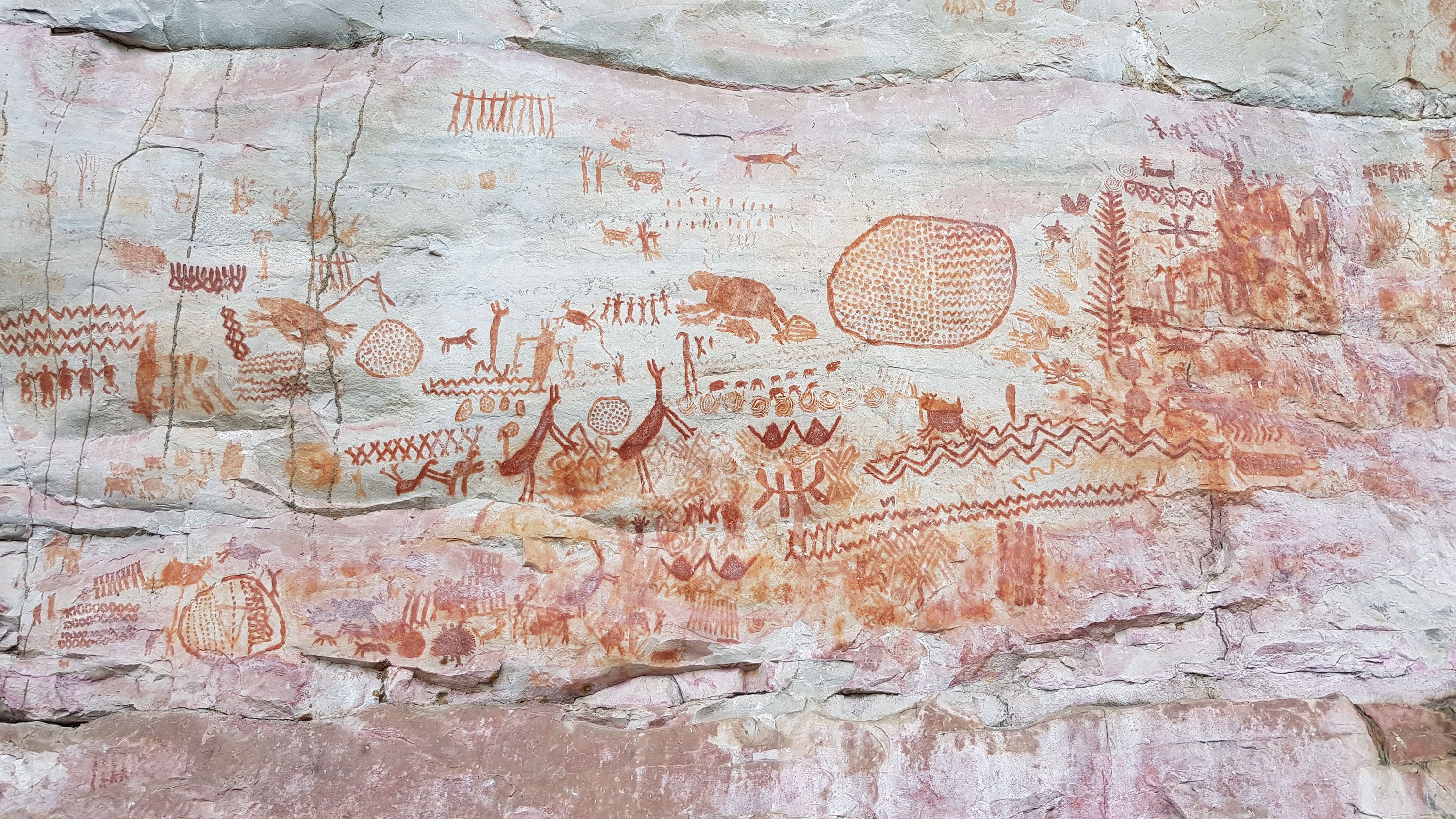 220307082103-01-rock-art-colombia-scn