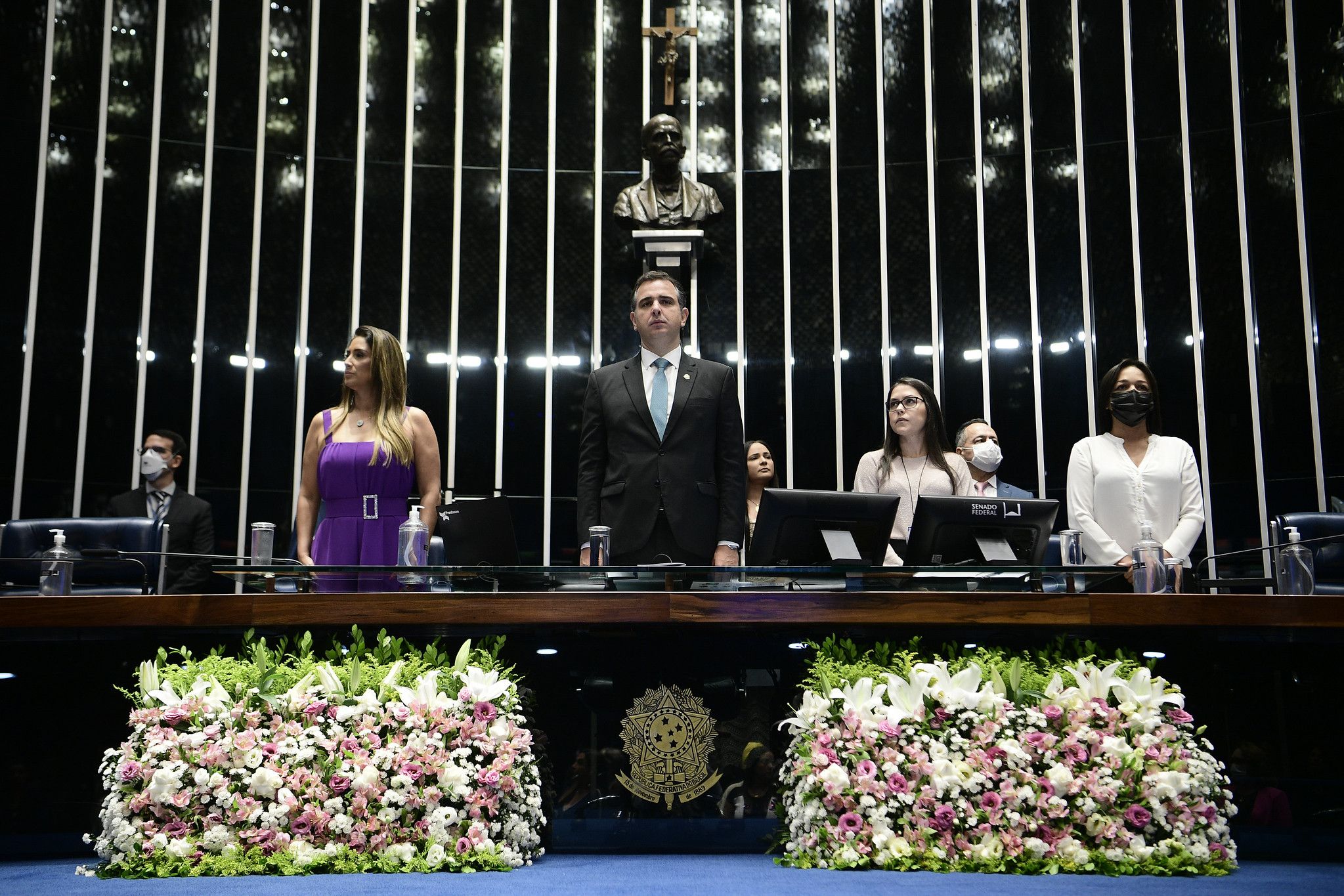 Plenário do Senado Federal durante sessão solene de premiações e condecorações, destinada à entrega do Diploma Bertha Lutz