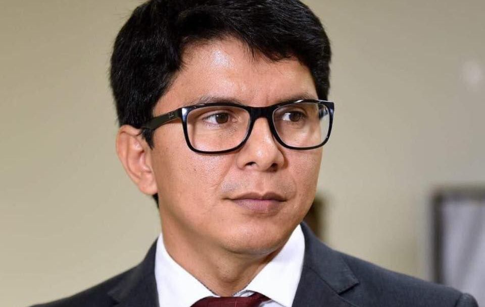 Jenilson é candidato a prefeito de Rio Branco • Reprodução/Facebook (Dr. Jenilson))