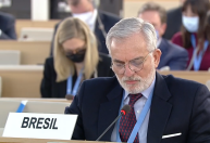 Órgão de direitos humanos da ONU investigará ações russas na Ucrânia; Brasil votou a favor