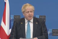 Polícia emite 20 multas para festas em gabinete de Boris Johnson durante lockdown
