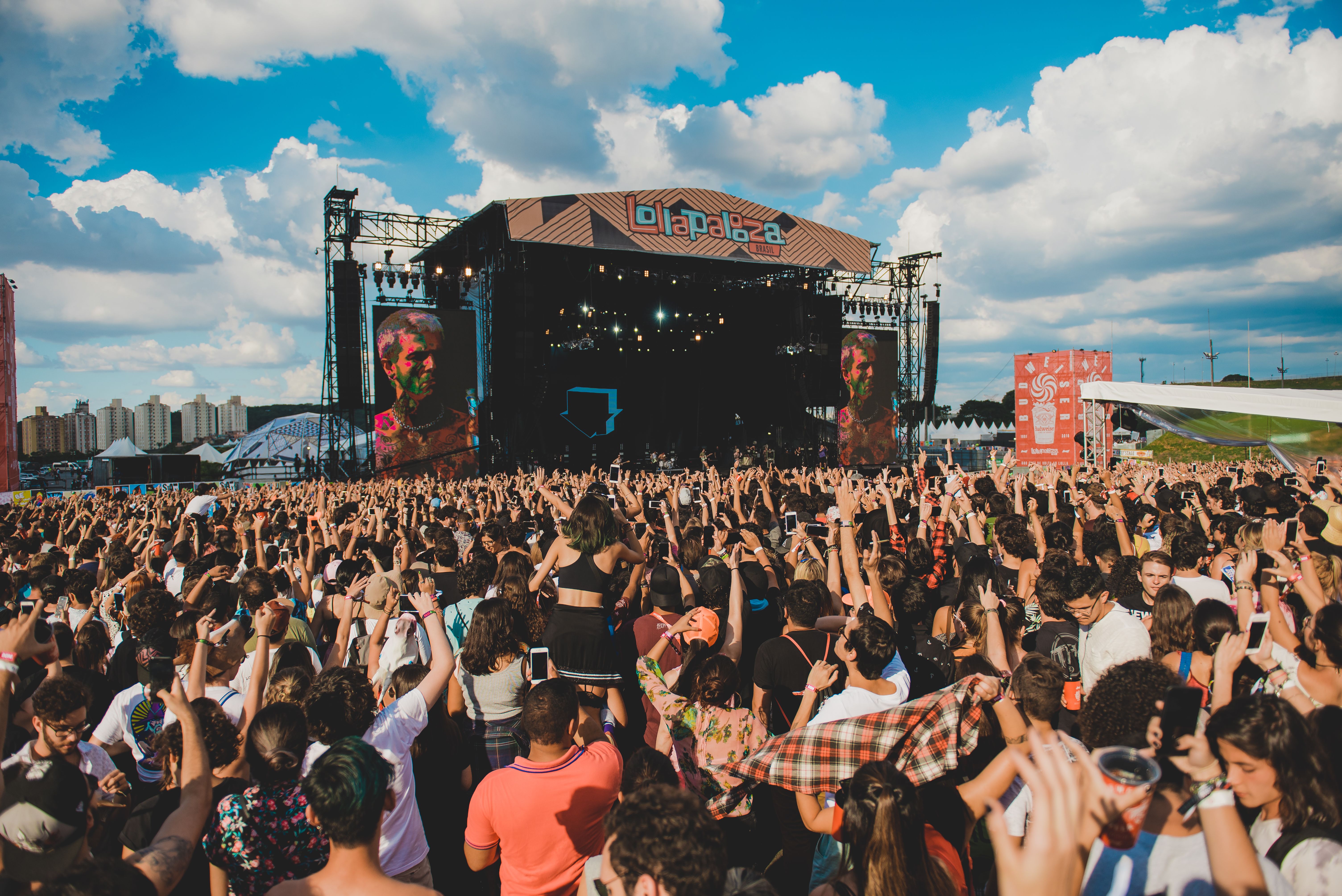 Palco principal do Lollapalooza Brasil durante show da banda The Neighbourhood, em 2018 / Wesley Allen - IHateFlash / Lollapalooza