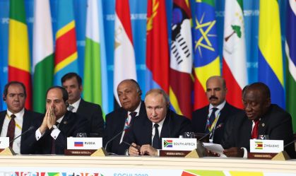 Putin isolado tenta aumentar o apoio africano enquanto o Kremlin ferve com a fraca participação na cúpula