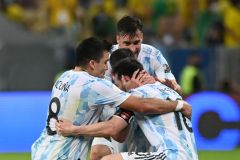 Jogadores da Argentina comemoram título da Copa América 2021, no Maracanã
