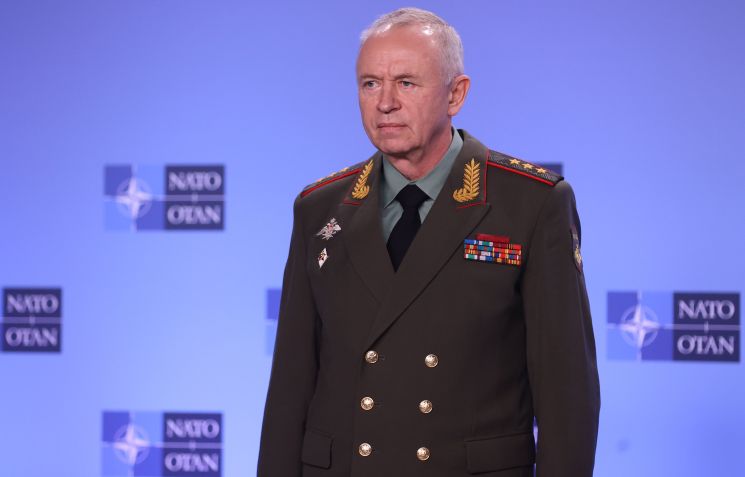 Alexander Fomin, ministro da Defesa da Rússiadesde 2017 e tem 62 anos / Dursun Aydemir/Anadolu Agency via Getty Images