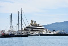 Iate Dilbar, do bilionário russo Alisher Usmanov, em foto de setembro de 2018, na Turquia