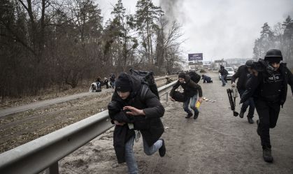 Corredores humanitários para saída de civis devem reabrir neste domingo na Ucrânia