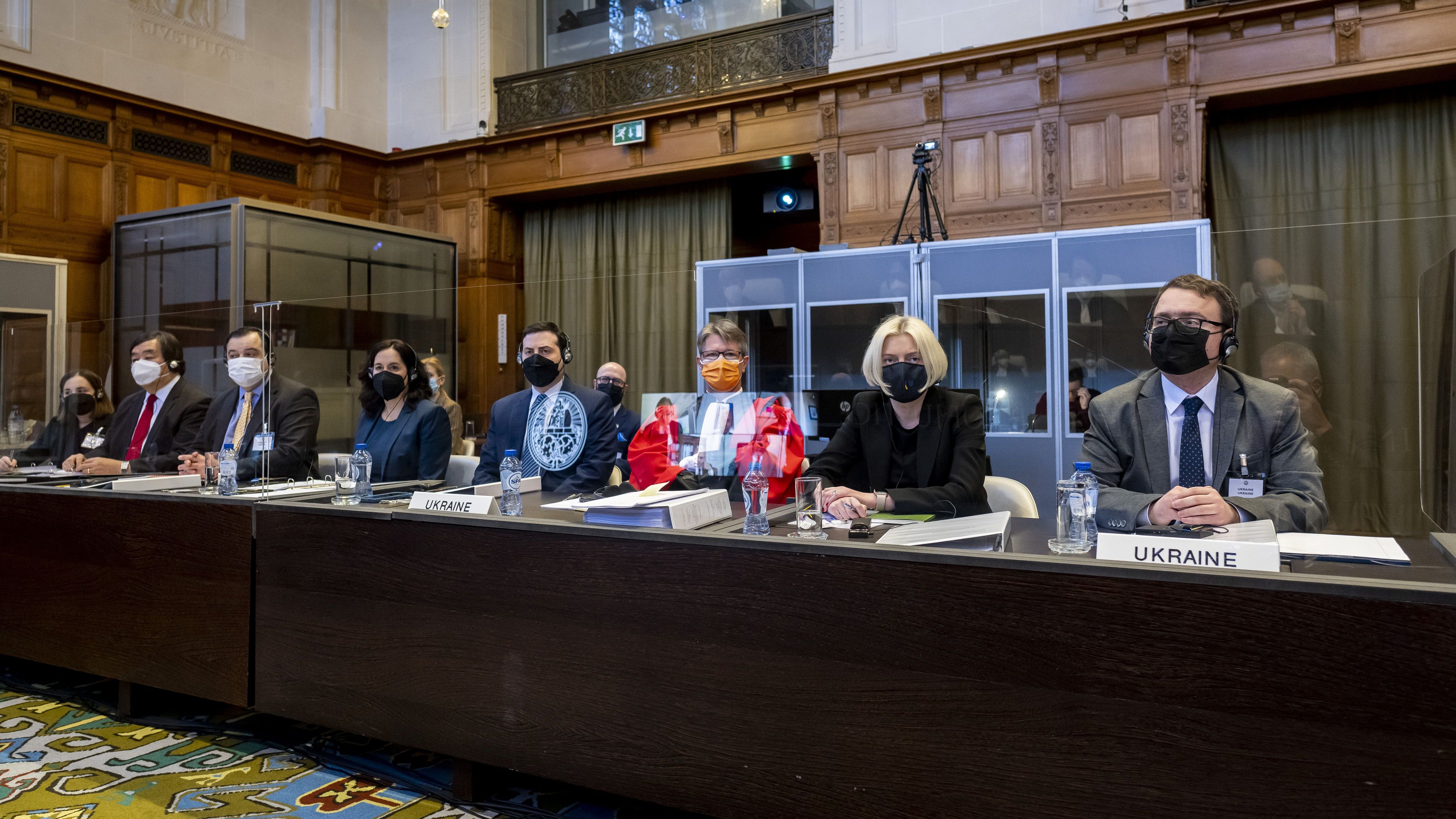 Sessão do Tribunal Penal Internacional em Haia, Holanda