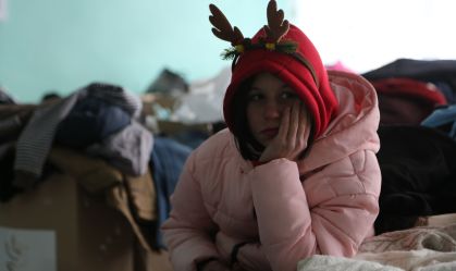 Cerca de 350 mil pessoas ainda estão presas em Mariupol, diz oficial local
