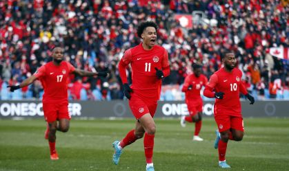 Canadá vence Jamaica e acaba com "seca" de 36 anos sem Copa do Mundo