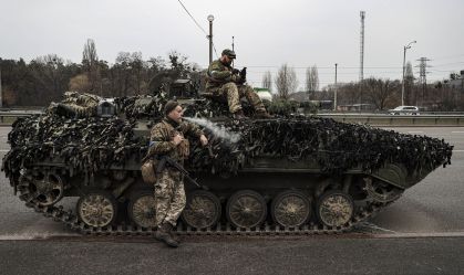 Rússia muda foco para mostrar vitória até maio no Leste da Ucrânia, dizem autoridades dos EUA