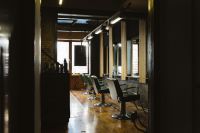 Contração do setor de serviços no Brasil perde força em outubro, mostra PMI