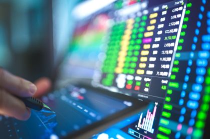 Mercado financeiro / investidor / analista de mercado