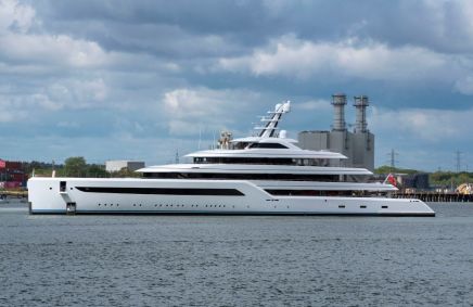 Iate Dilbar, do bilionário russo Alisher Usmanov