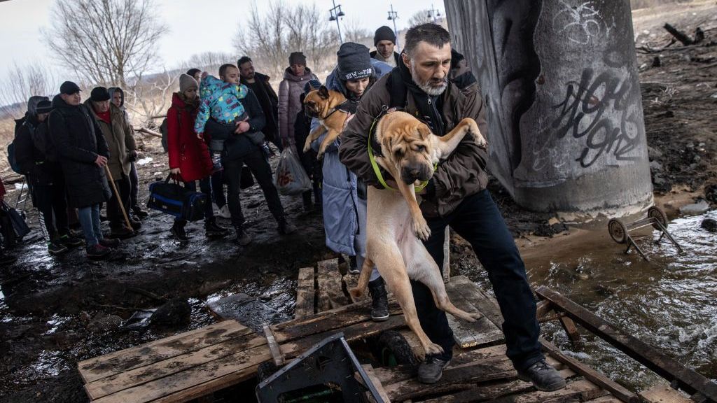 Civilian Evacuations Continue In Irpin The Day After Deadly Shelling