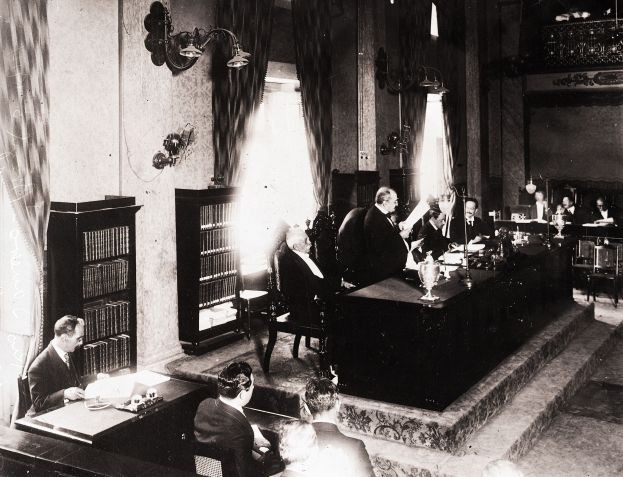 Presidente Hermes da Fonseca em mensagem ao Congresso brasileiro em maio de 1914 / Bettmann Archive/Getty Images