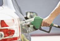 Defasagem do diesel chega a 27% e da gasolina sobe para 11%, diz Abicom