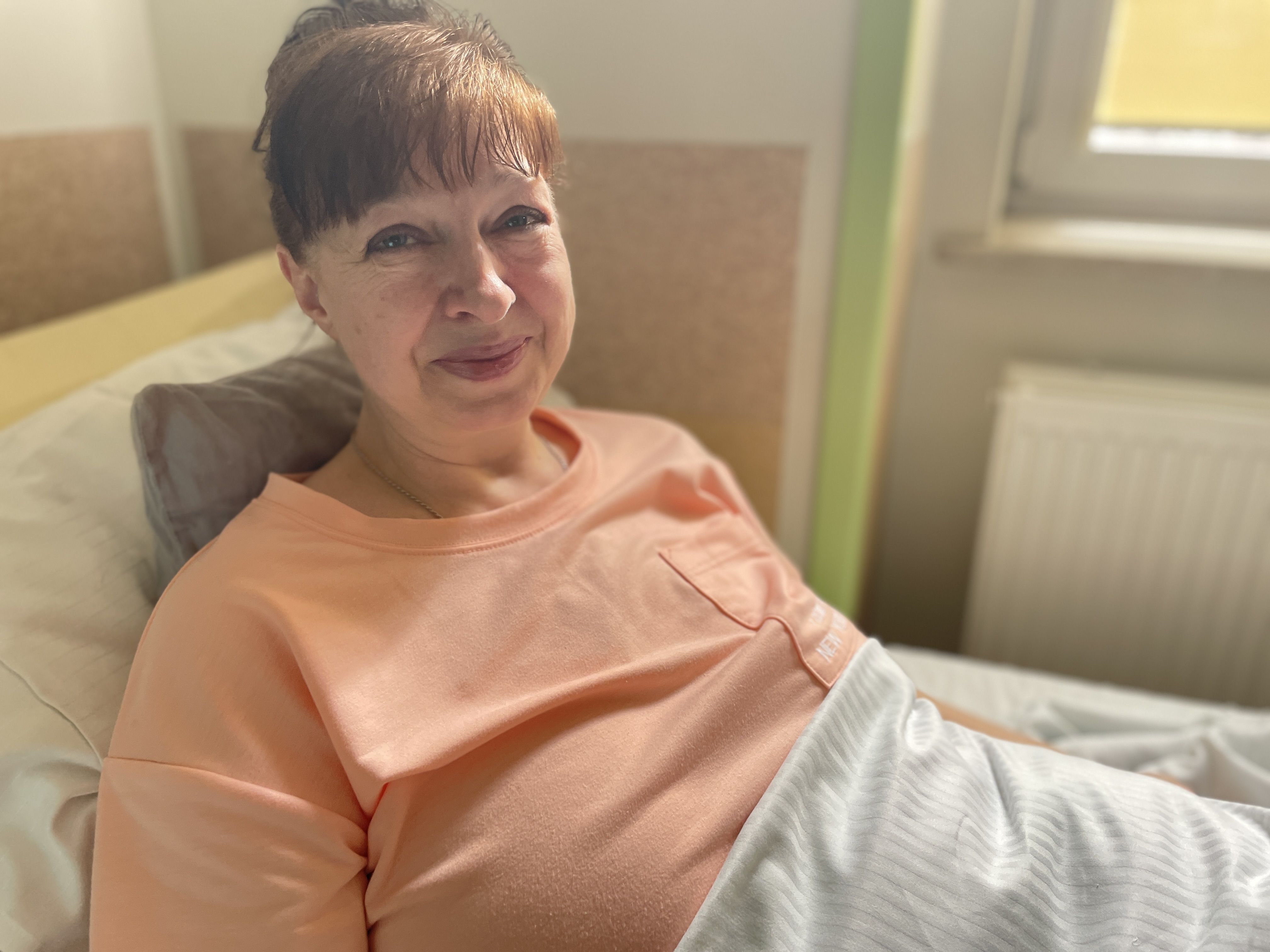 Tatiana Mikhailuk sobreviveu a um ataque na sua cidade natal antes de ser diagnosticada com câncer no colo do útero / Kyung Lah/CNN