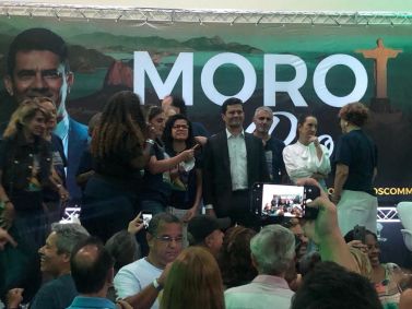 O ex-juiz Sergio Moro (Podemos) durante evento com apoiadores no Rio de Janeiro
