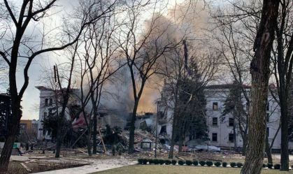 Rússia atacou teatro em Mariupol "de forma deliberada", diz Anistia Internacional