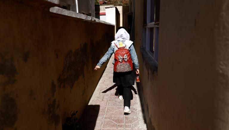 afeganistão meninas escolas