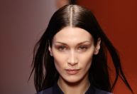 Após relatar burnout, modelo Bella Hadid diz se arrepender de plástica no nariz