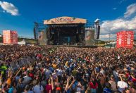 Lollapalooza confirma cancelamento de show do Foo Fighters neste domingo