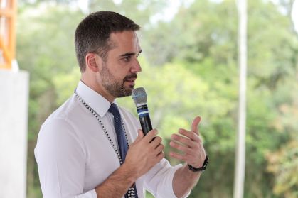 Eduardo Leite (PSDB) foi eleito para o segundo mandato consecutivo como governador do RS