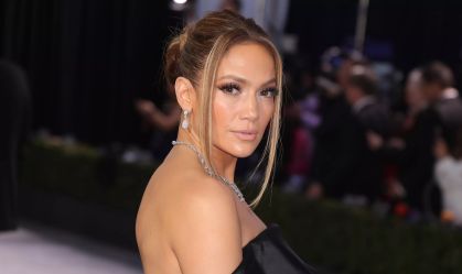 Jennifer Lopez fica sócia de Richard Branson em rede de cruzeiros de luxo