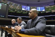 Daniel Silveira pede ao STF que adie julgamento de ação da qual é alvo