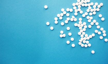 medicamentos | remédios | fármacos | pílulas | drogas | comprimido | farmacêutica | saúde
